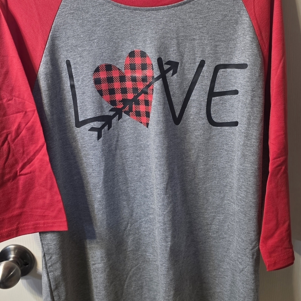 Red and Gray Love Graphic Raglan Shirt